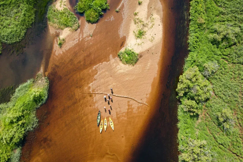 Summer canoeing experience in Lapland