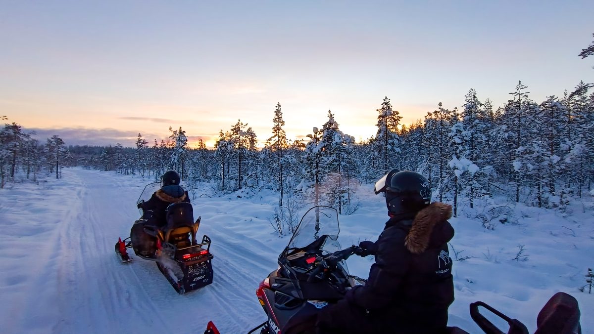Snowmobile Tours in Rovaniemi