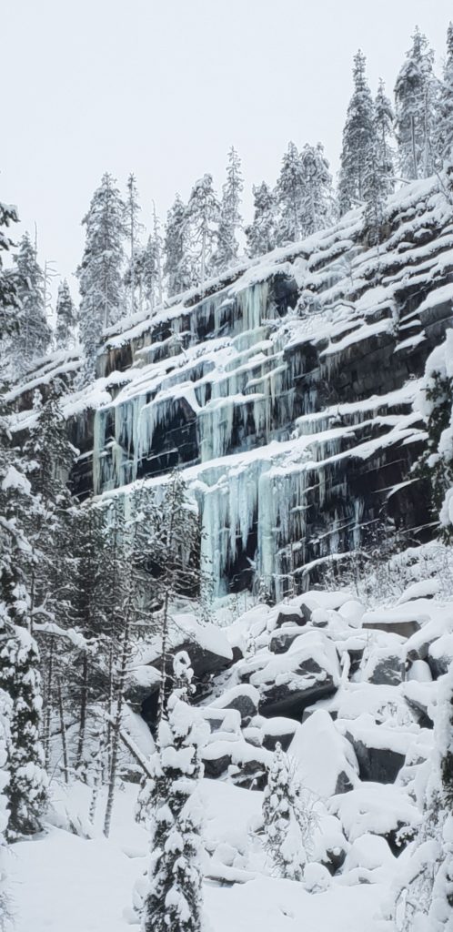Korouoma Canyon frozen waterfall trip from Rovaniemi