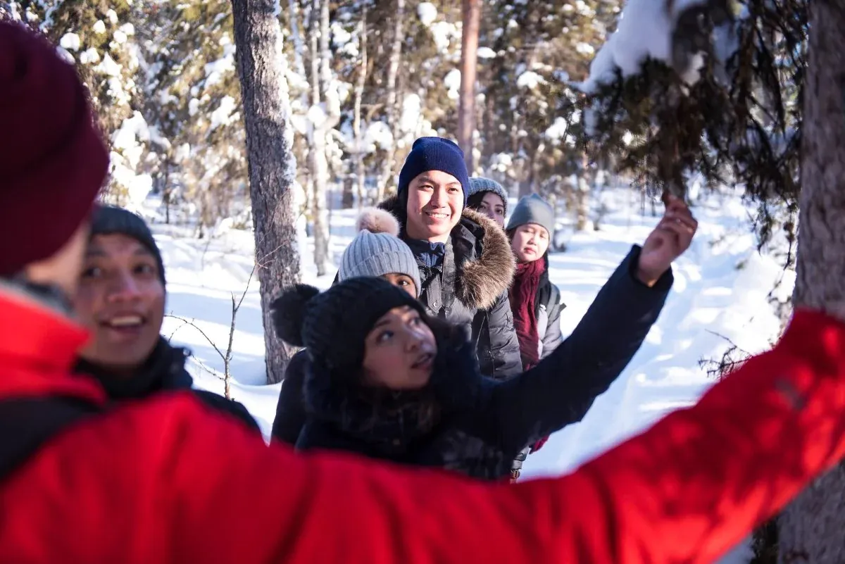 Teaching our guests about Arctic nature