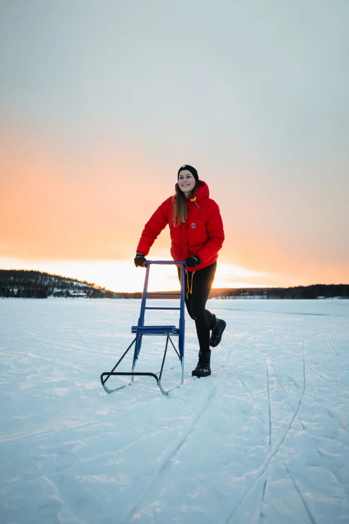 Visiting package: Introduction to Arctic SnowHotel with lunch at the Ice Restaurant
